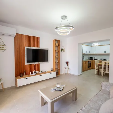 Iseris Apartman Saranda