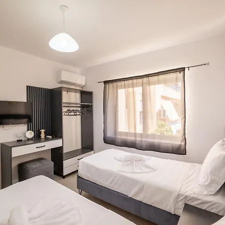 Apartment Iseris Sarande