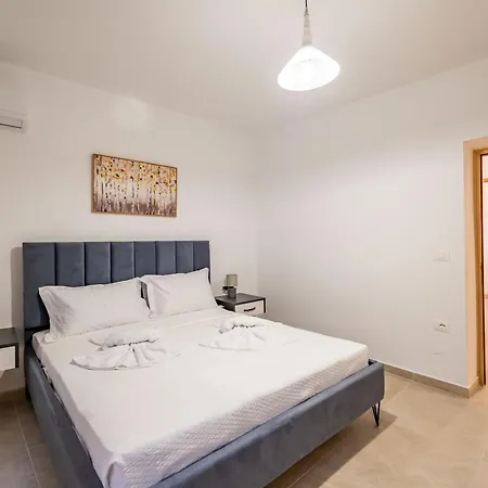 Lägenhet Iseris Sarandë
